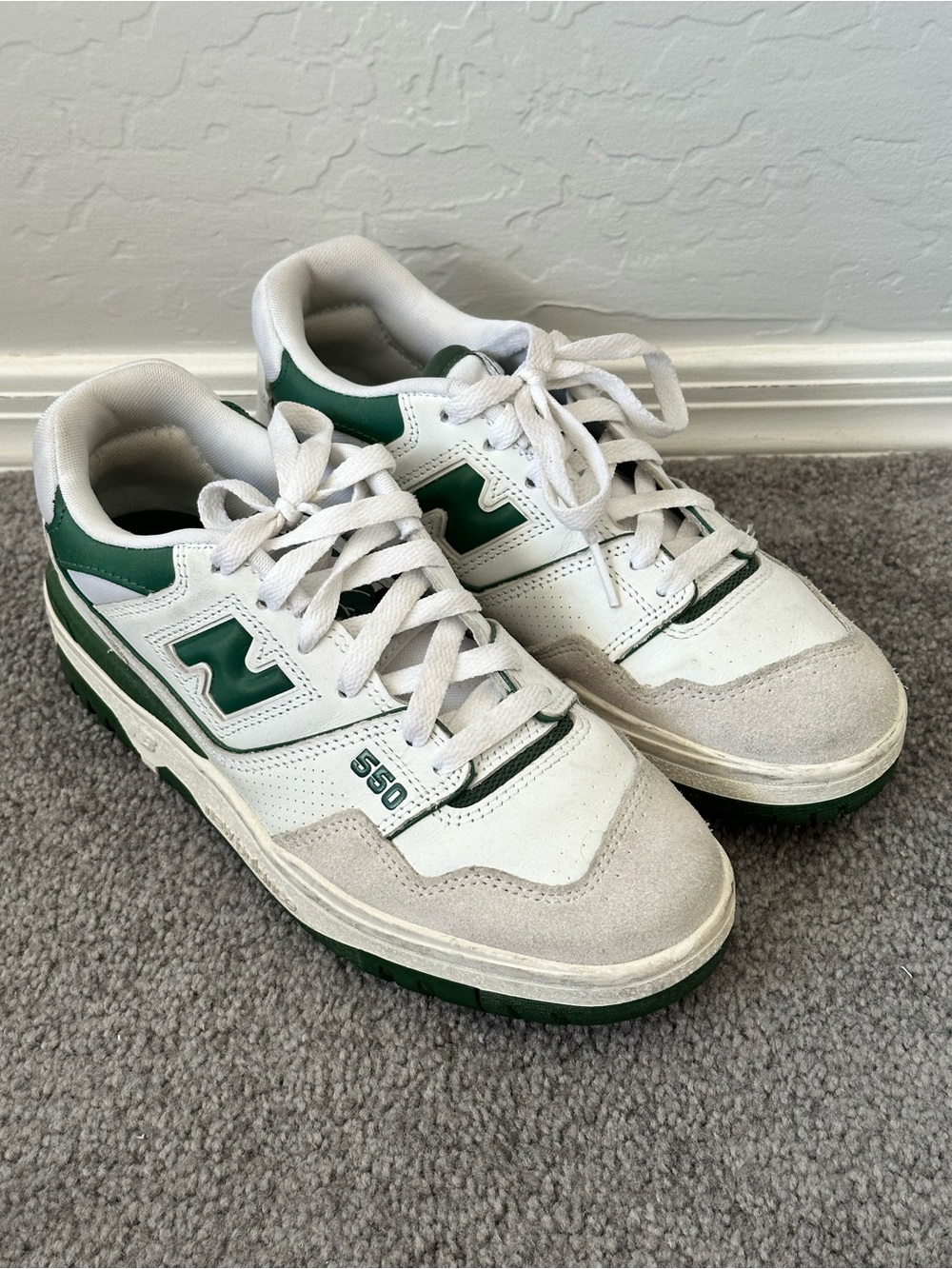 New Balance 550 Low-Top Sneakers in White and Green